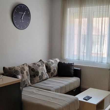 Apartman Jelena Daire Vranje Dış mekan fotoğraf